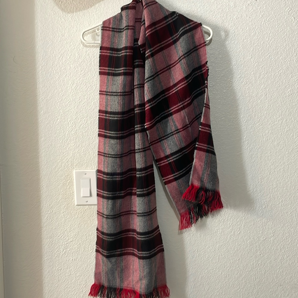 Plaid scarf